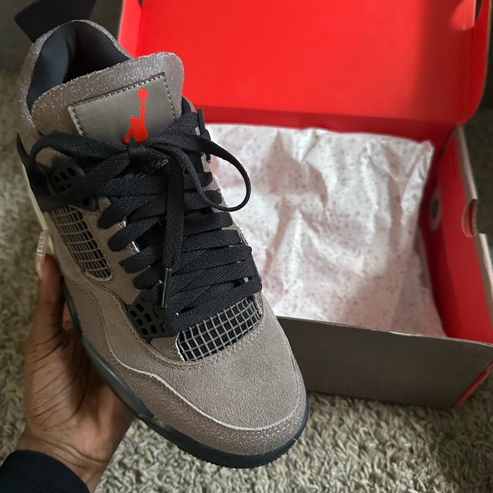 Taupe Haze J’4